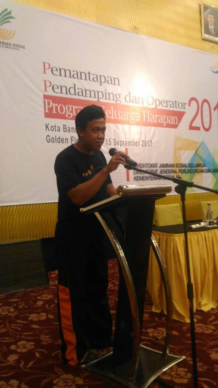 Asep Cahyana, S.Pd Pendamping PKH Kecamatan Sucinaraja