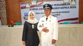 Foto: PJs Kepala Desa Cigadog Kecamatan Sucinaraja Atik Tresnayadi