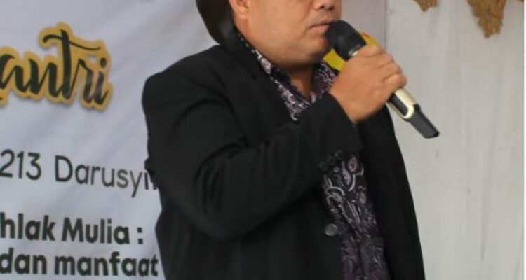 Hilman, S.Pd.I., M.M.Pd Direktur IQTISHAF Institute For Islamic Heritage And Thought Studies Darusyifa)