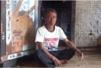 Ilin Warga Kampung Sukadanuh Desa Linggamukti Kecamatan Sucinaraja Garut