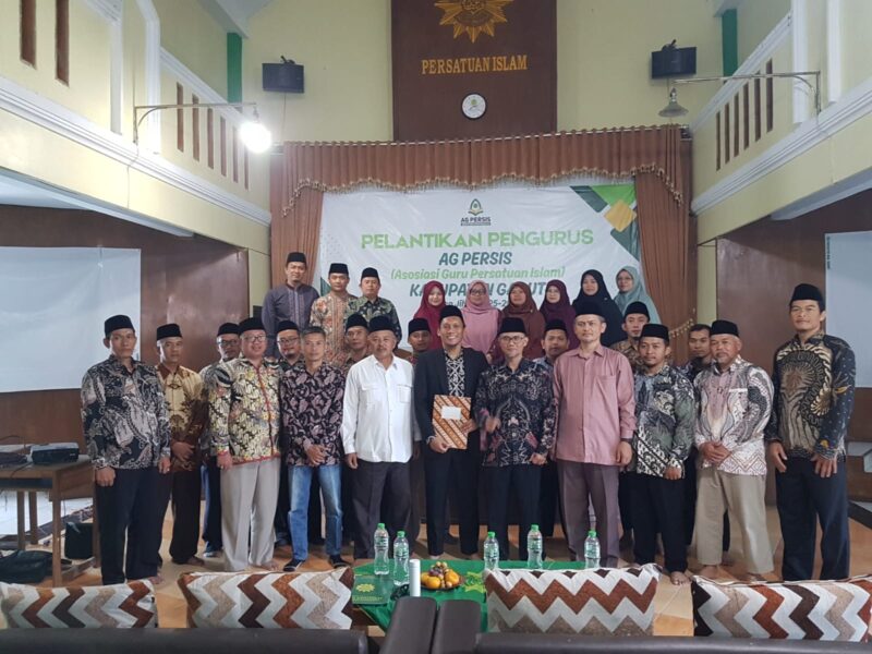 Pembentukan Asosiasi Guru Persatuan Islam (AG PERSIS) Kabupaten Garut resmi dilantik