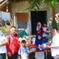 Tim PKH Kecamatan Banyuresmi bersama pemerintah desa melakukan monitoring pembangunan Rumah Sejahtera Terpadu (RST) dan bantuan kewirausahaan untuk Ahmad