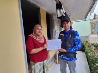 Nurhayati KPM PKH Desa Sukaratu Sucinaraja resmi graduasi mandiri sebagai bentuk kepedulian sosial kepada warga yang lebih membutuhkan bantuan sosial.
