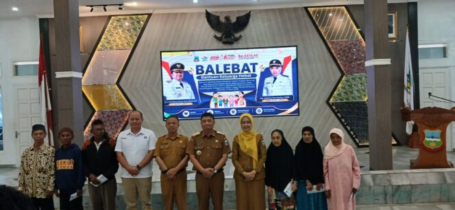 
					Tak Masuk Daftar Bansos? Pemkab Garut Siapkan BALEBAT untuk Keluarga Miskin Desil 1
